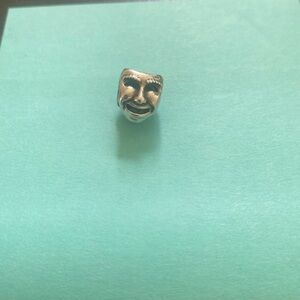 *RETIRED* Pandora “The World’s A Stage” Theatre Mask Charm